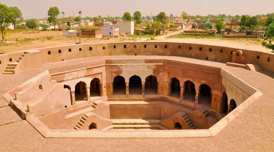 Farrukh Nagar Fort